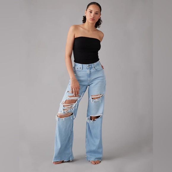 American Eagle Outfitters Denim - American Eagle Dreamy Drape Stretch Curvy Super HW Ripped Baggy Wide-Leg 4 NWT‎